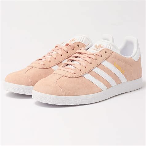 Adidas gazelle suede pink